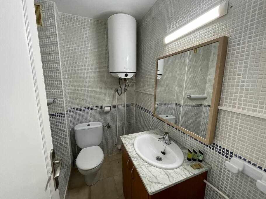 Mitjana Apartamento Con Piscina Ciutadella  Exterior photo